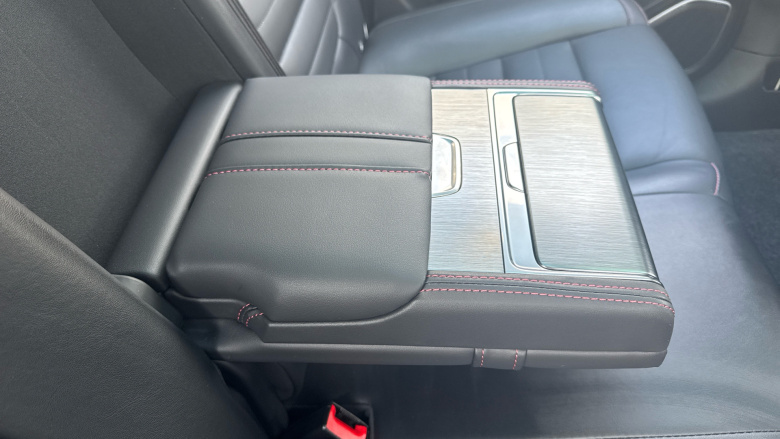 MG Hs 1.5 T-GDI PHEV Exclusive 5dr Auto Hatchback